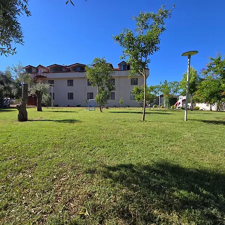 Olive Tree Apart Otel 3*