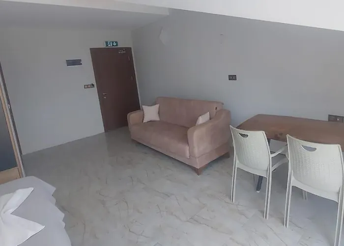 Olive Tree Lägenhetshotell 3*