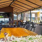 Olive Tree Hotel de apartamente 3*